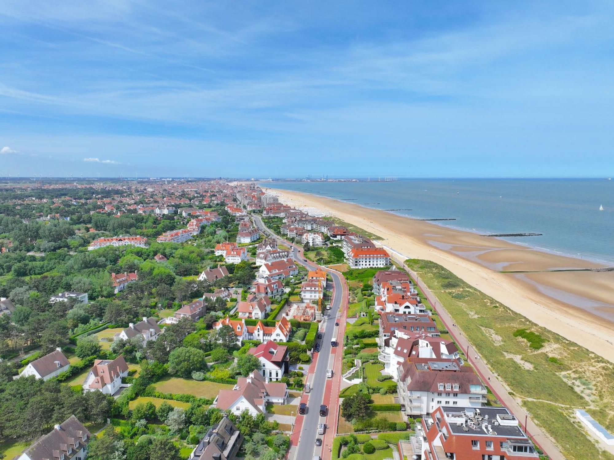 Charming Villa Near The Dunes Of Knokke Le Zoute Kültér fotó